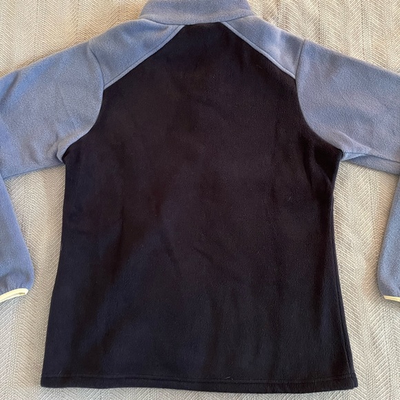 EUC Columbia pullover - Picture 2 of 6